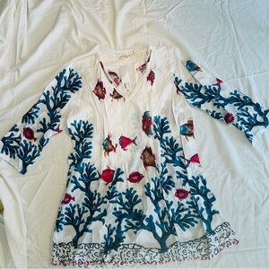 Seychelles White Tunic with Colorful Fish Design